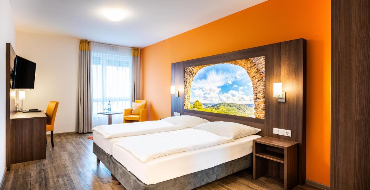 Schroeders Wein-Style-Hotel Trier Bagian luar foto