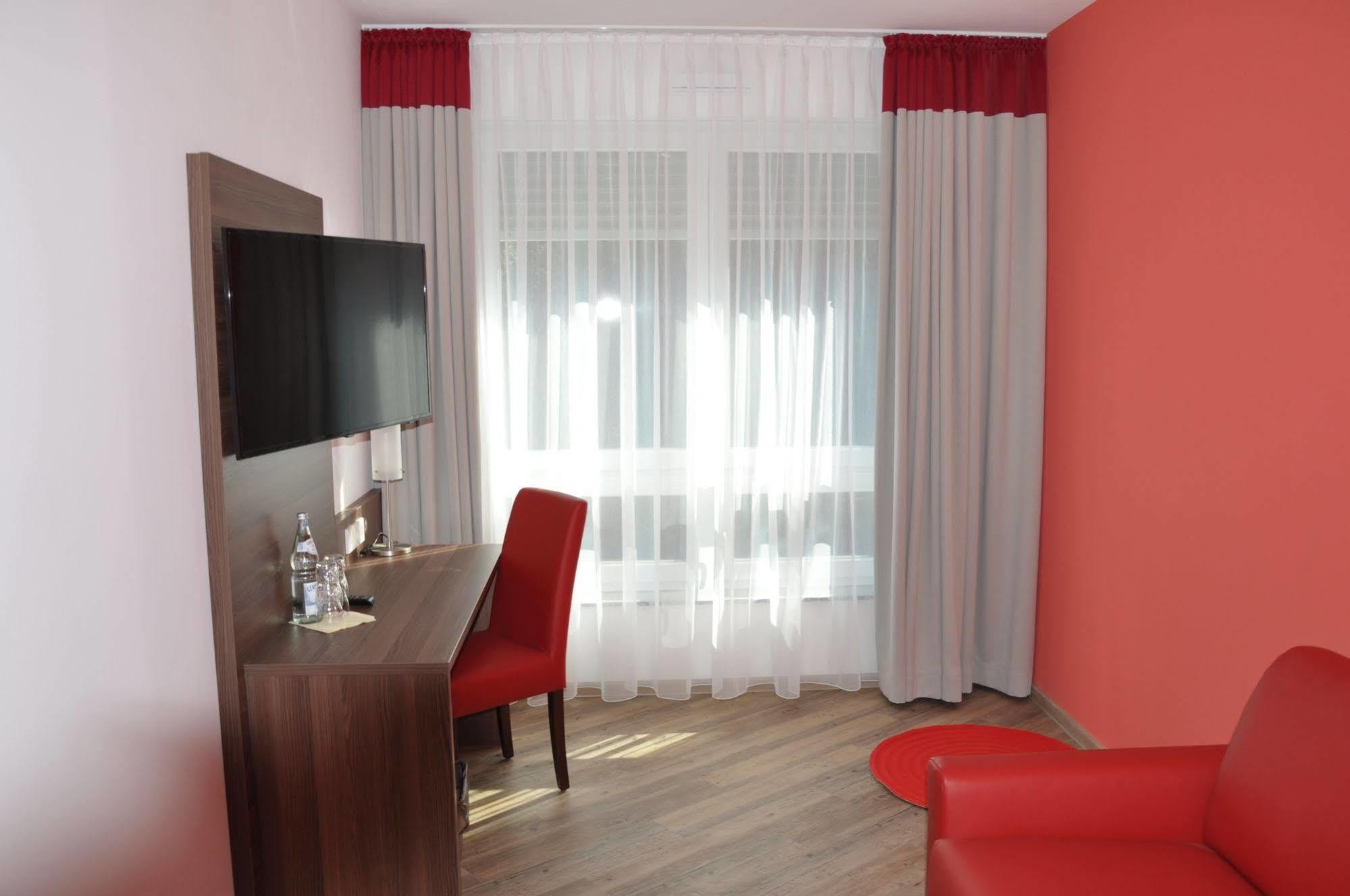 Schroeders Wein-Style-Hotel Trier Bagian luar foto