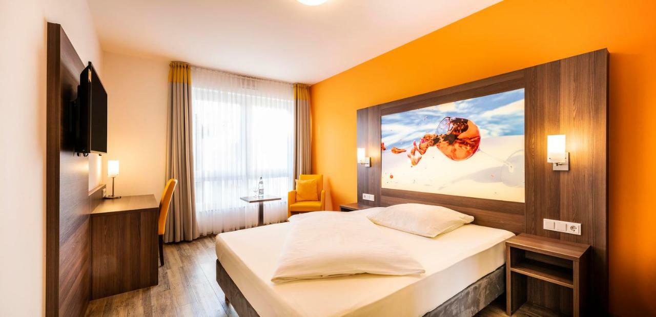 Schroeders Wein-Style-Hotel Trier Ruang foto